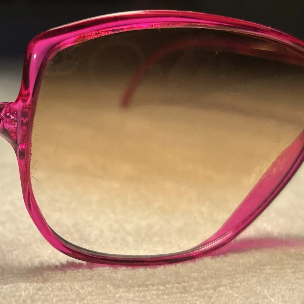 The Unbranded Brand fabulous clear